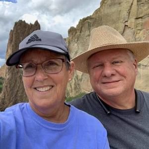 Meet your Posher, Linda